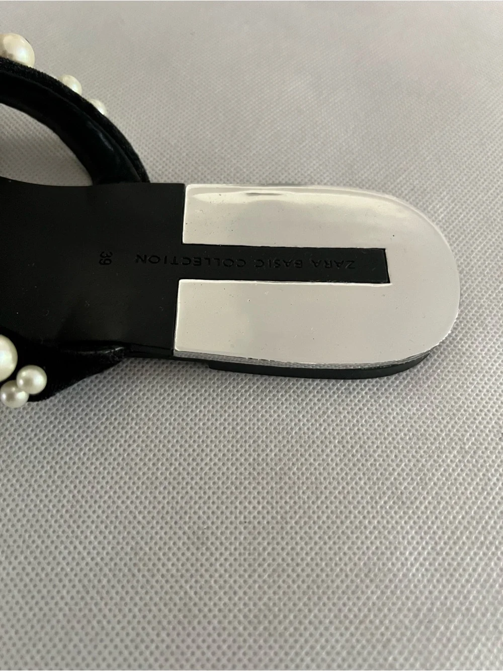 Zara Black Pearl-Embellished Slide Sandals - Picture 10 of 12